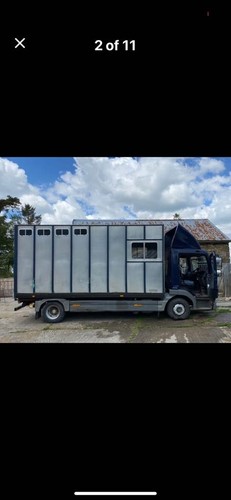 Horse box lorry mercedes - horse, 7.5t